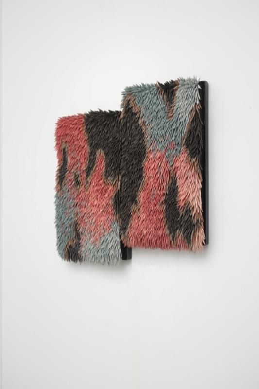 張耀昌　複數　2024　陶瓷　43×29×8cm（單一件）