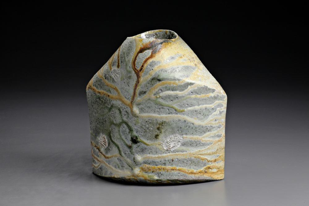 阮俊隆　柴燒花器4　2018　16.5×26.4×28cm