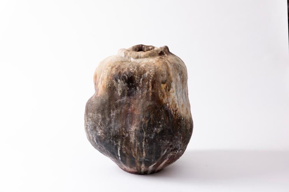 張膺康，花器，2017，高42 cm（攝影／宋明錕）
