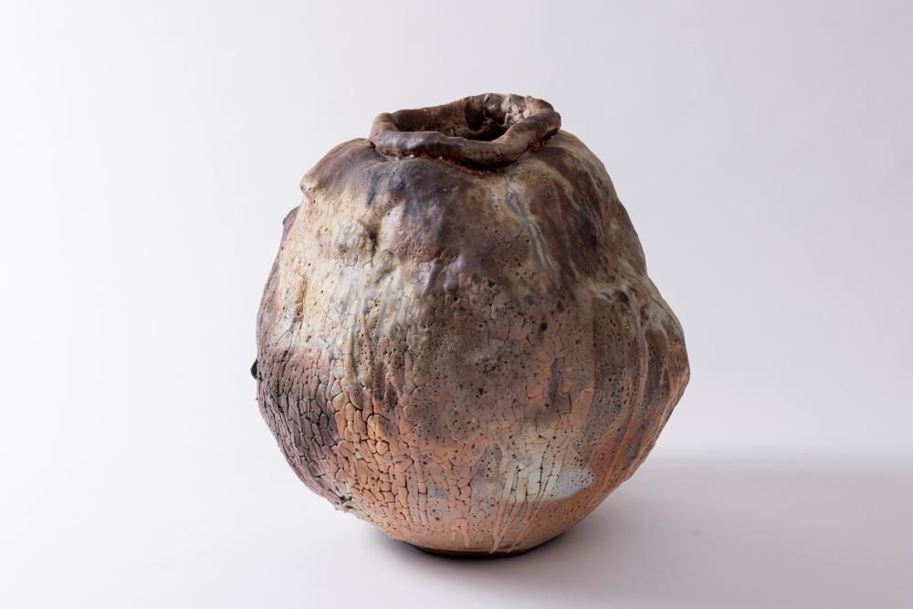 張膺康，花器，2017，高36 cm（攝影／宋明錕）